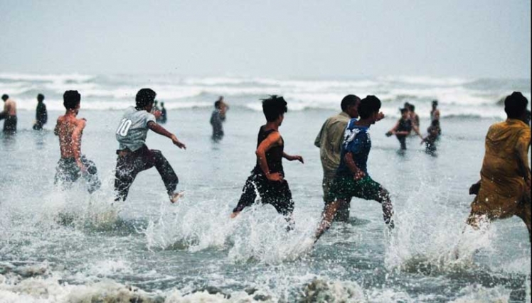 clifton-beach-karachi.