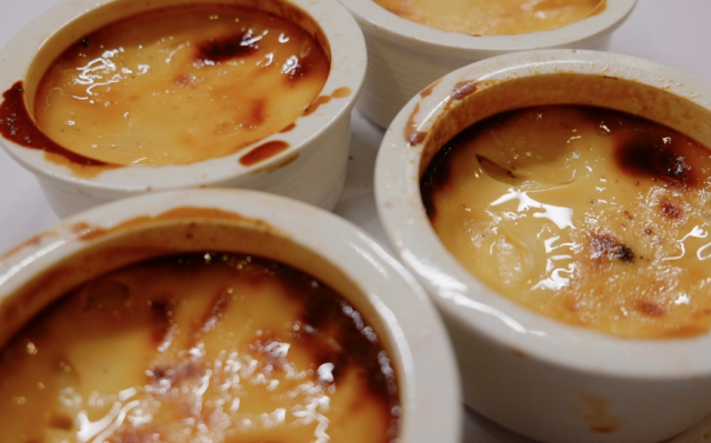 Lagan_nu_Custard_Pots