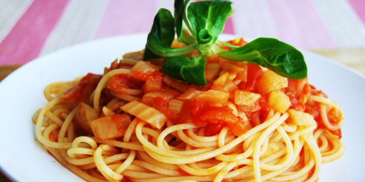 pasta-in-tomato-sauce