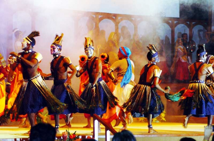 dance-at-rann-utsav