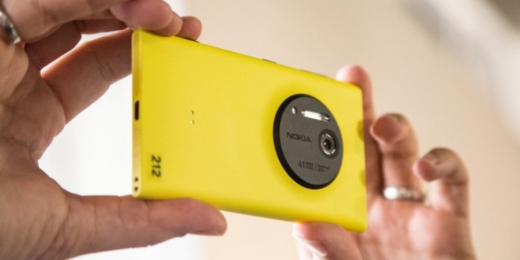 Nokia-Lumia-1020