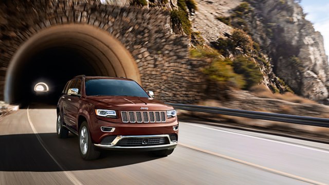 2-2014-grand-cherokee-highway-capable