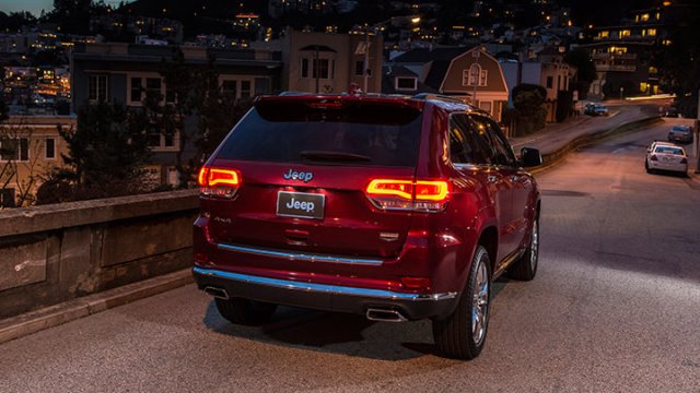 6-2014-grand-cherokee-LED-taillamps