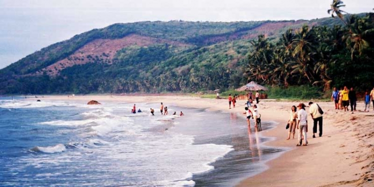 bhogwe-beach