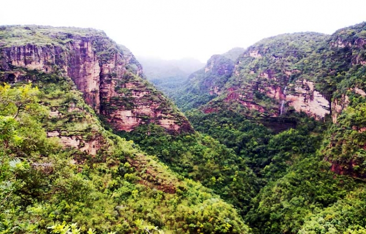 pachmarhi-valley