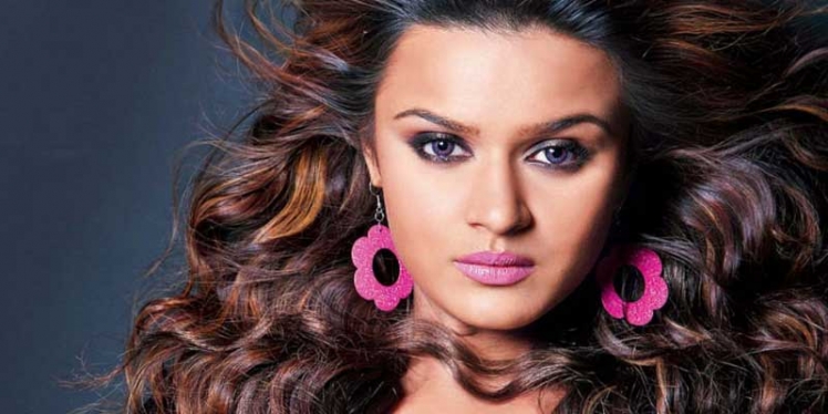 aashka-goradia