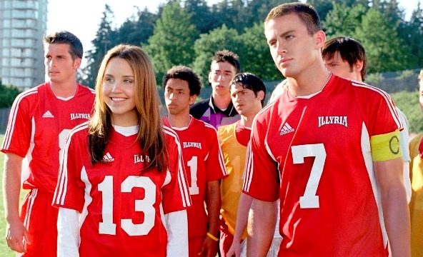 She-s-the-man-shes-the-man-2253106-1200-782