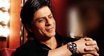 Breaking News For Tomorrow: Shahrukh Khan Discards His Old Underwear For New Underwear!