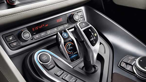 BMW i8 Hybrid interior