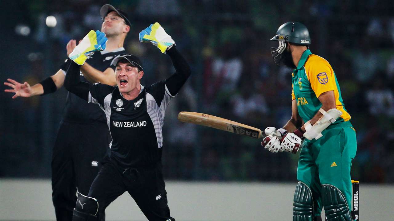 New Zealand are 4-2 ahead against South Africa in World Cups