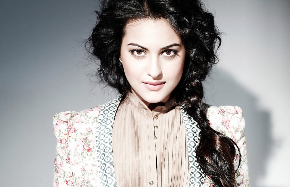 Sonakshi-Sinha