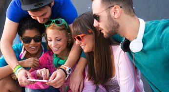 Top 5 Reasons Why Dubsmash Is The New Sensation In Town.
