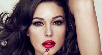 10 Older Women Celebs Who Have Super-Hot Bodies