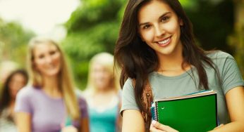 Hey Girls! Apply These 4 Ways And Make Every Guy In The College Want To Talk To You!