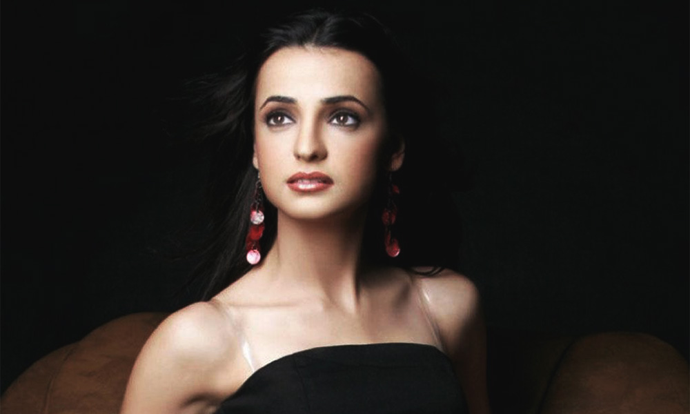 Sanaya-Irani-Feature