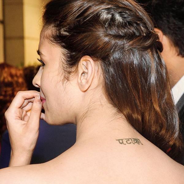 12 बलवड सलबस और उनक टटज 12 Bollywood Celebs  Their Tattoos