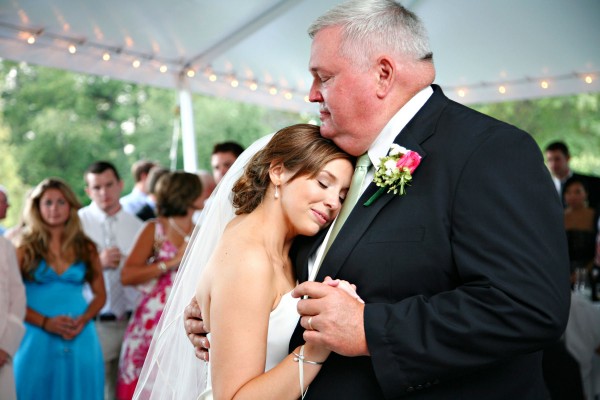 Bride-Dancing-With-Her-Father