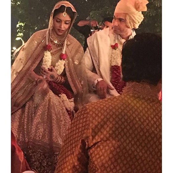 asin-wedding1