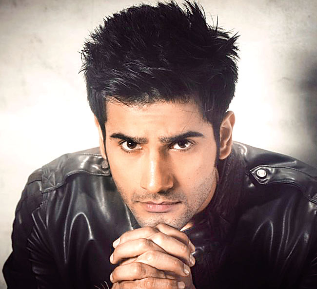 Karan-Tacker-5