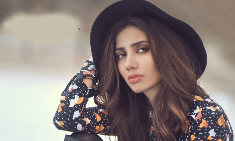 mahira-khan-hot-5