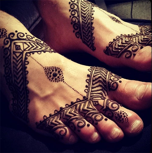 Feet-Henna