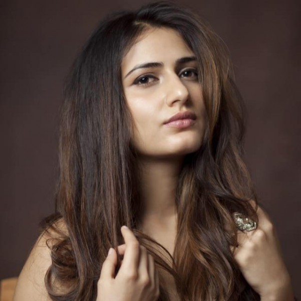 fatima sana shaikh (2)