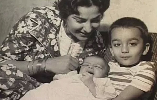 sanjay-dutt-child-hood-pic