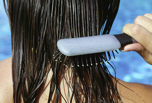 wet hair brushing