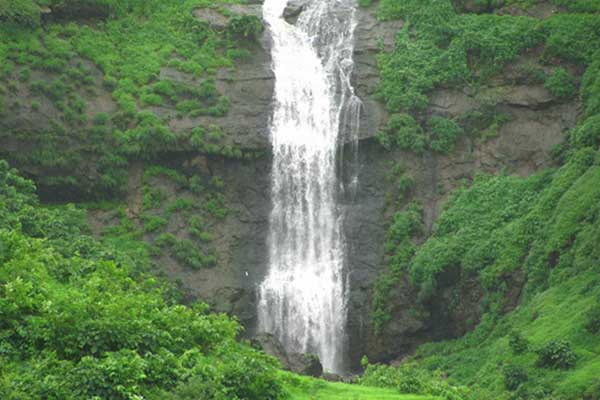 Best Places In Mumbai In Monsoon 