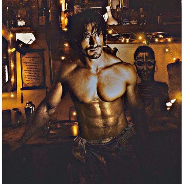 The Action Hero Vidyut Jamwal Will Swoon You With His Sexy Body The Action Hero Vidyut Jamwal Will Swoon You With His Sexy Body