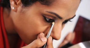 5 Quirky Ways Of Applying Kohl On Your Eyes