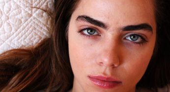 How To Curb Under Eye Puffs At Home