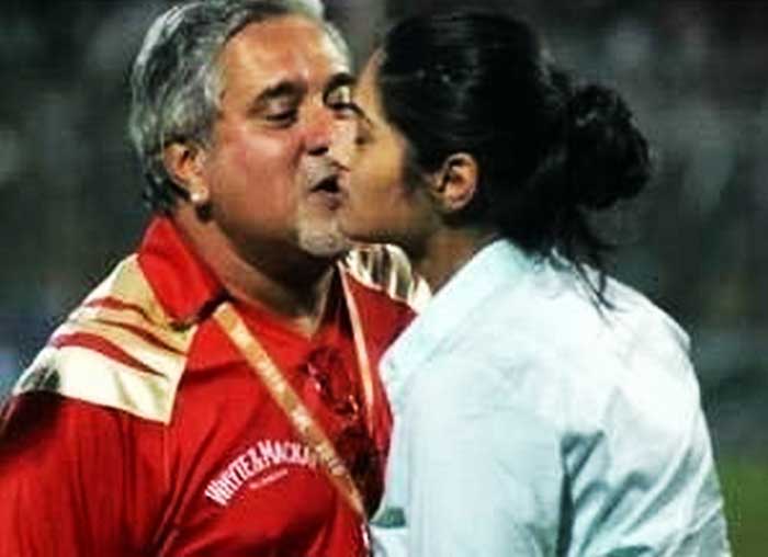 controversial pictures of Vijay Mallya