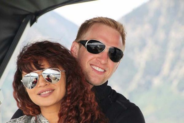 Aashka Goradia and Brent Goble's Pictures