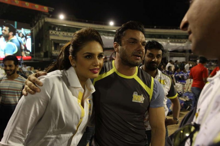 Celebrities who cheated on their partners