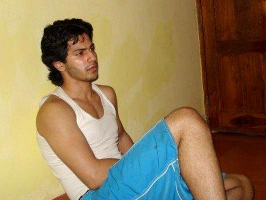 Shocking Unseen Photos Of Varun Dhawan