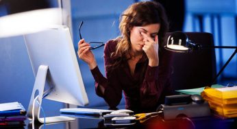 Attention 9 To 5 Workers ! Here Are 5 Ways To Protect Your Eyes From Computer!