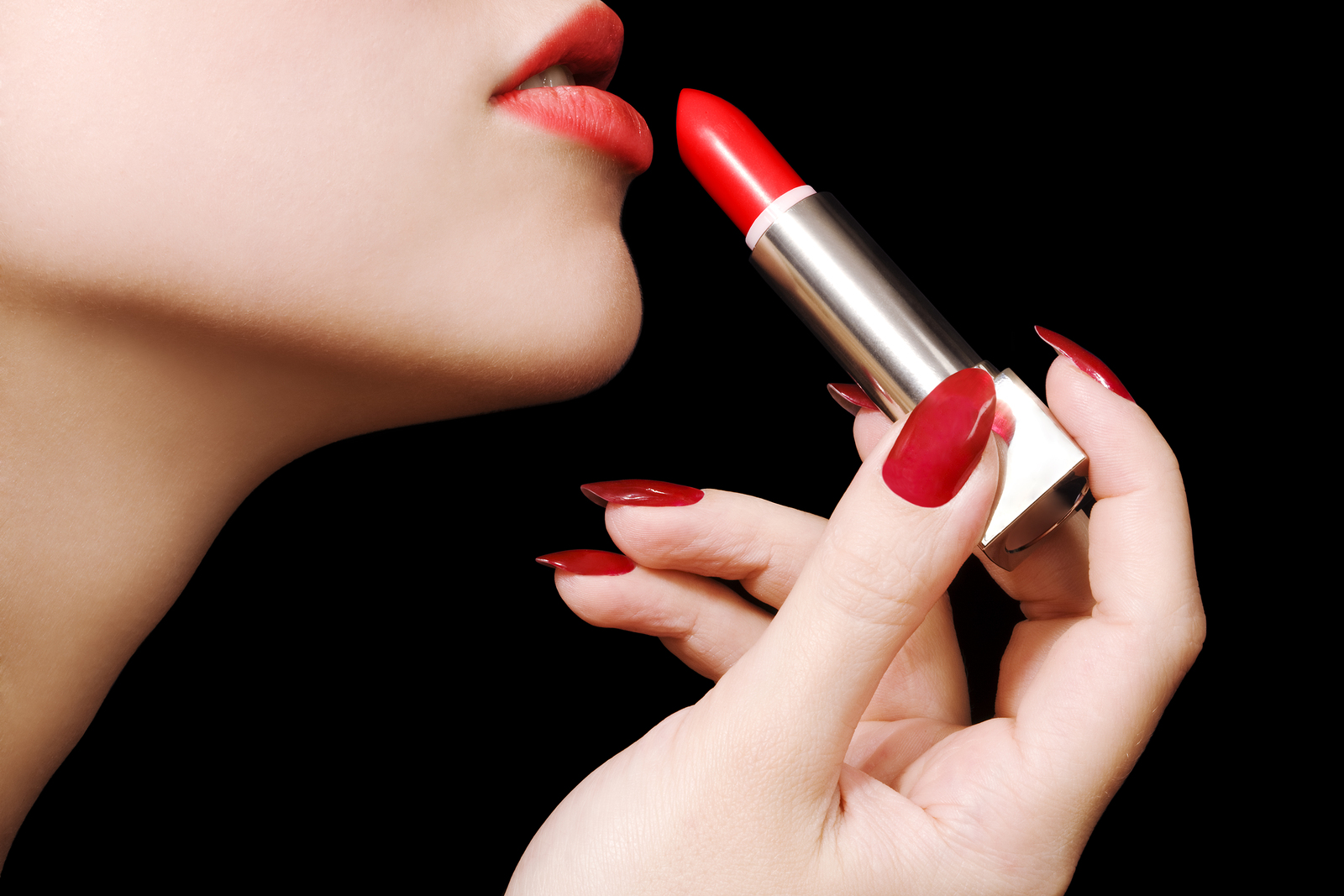 Favorite lipsticks of bollywood celebrities