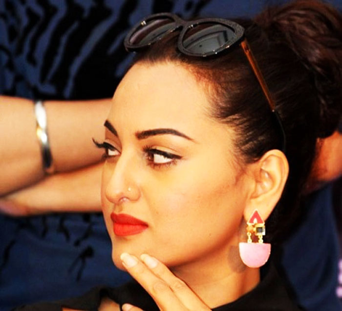 Favorite lipsticks of bollywood celebrities