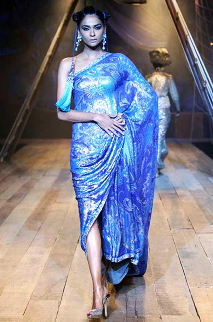 Dramatic saree draping styles