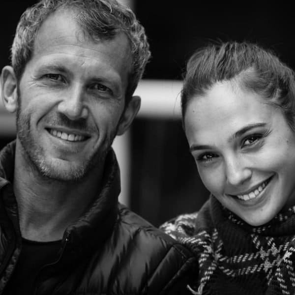 Love-Story Of Gal Gadot And Her Husband 