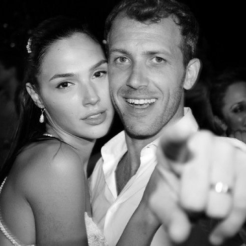 Love-Story Of Gal Gadot And Her Husband Will Melt Your Heart!