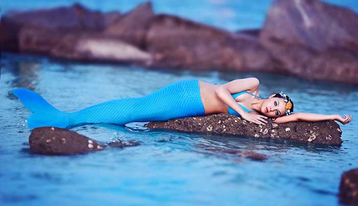 Mermaid maternity shoots