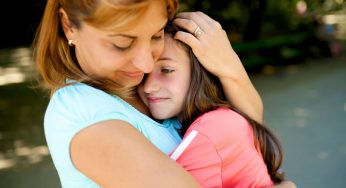 These Are 7 Types Of HUGS Given By A Person And This Is What It Indicates!
