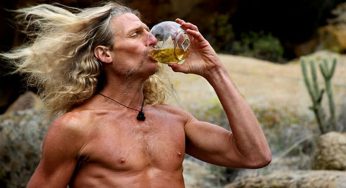 You Won’t Believe What Bizarre Addictions These 5 People Have Fallen Trap Of !