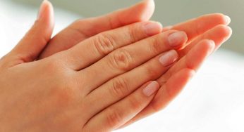 6 Ways To Prevent Sweaty Palms And Avoid Embarrassment During High-Fiving Or Shaking Hands!