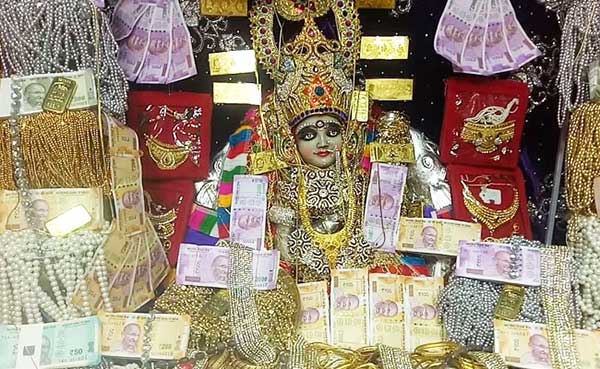 100 crores temple decoration