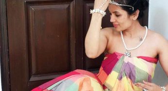 Women Are Wearing Sarees Without Blouses And This Is Why This Trend Catched Up!