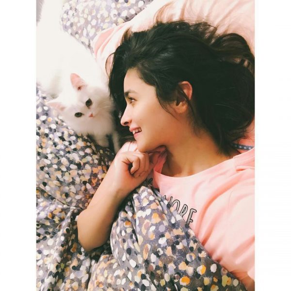 Alia Bhatt With Her Cat