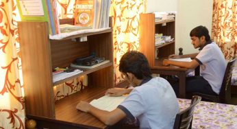 5 Things All Of Us Did When We Were In Hostel